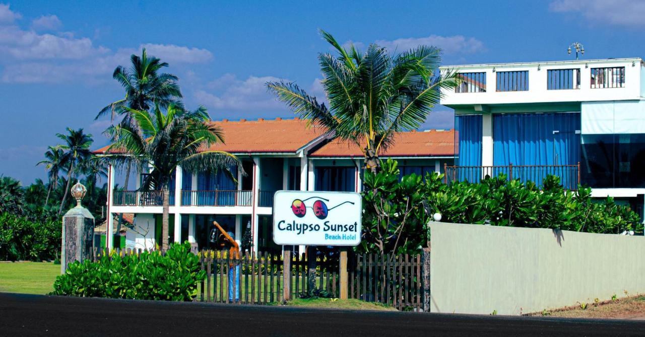 Calypso Sunset Hotel Iranawila Buitenkant foto