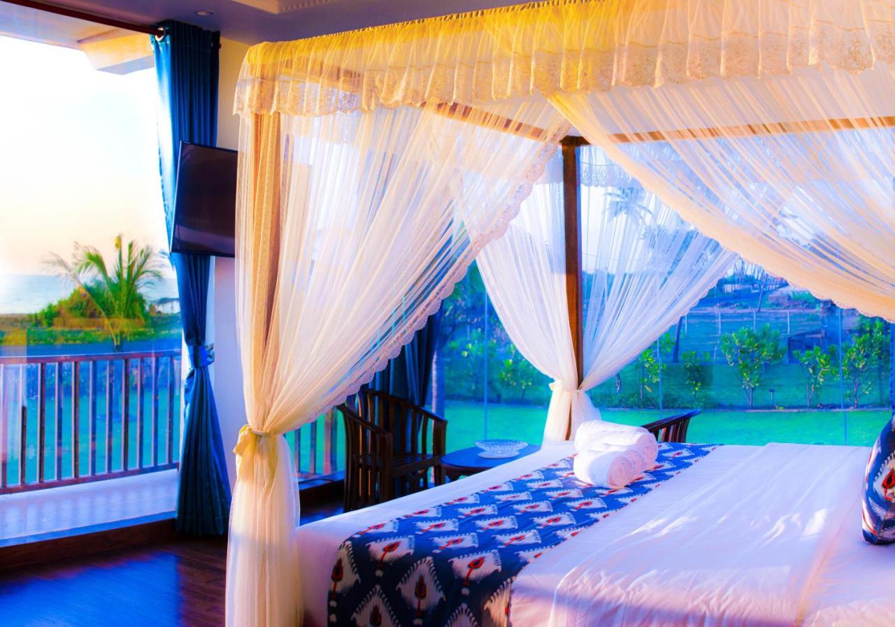 Calypso Sunset Hotel Iranawila Buitenkant foto